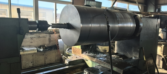 Kundenspezifisch CNC-gefertigte Stahlwellen für Industrieachsen